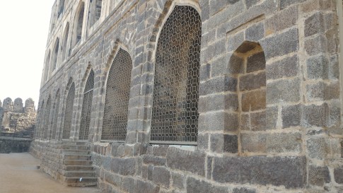 I loved the lattice work on these windows.